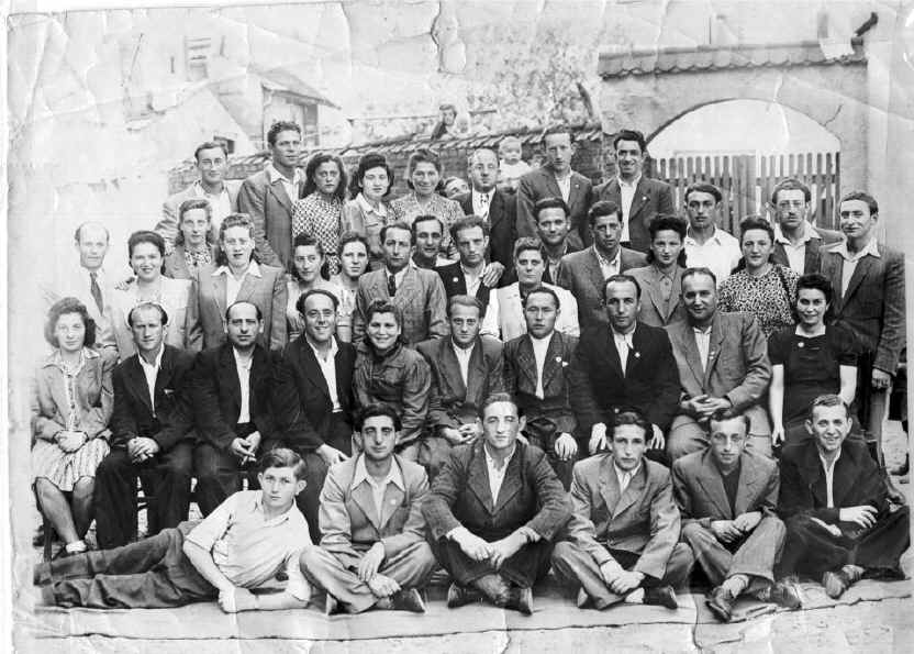 Large Group photograph of Survivors in 1946